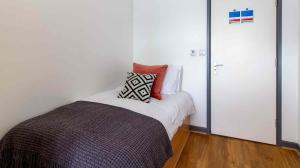 Bronze Single Room