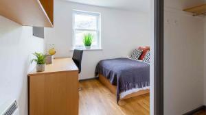 Silver Ensuite