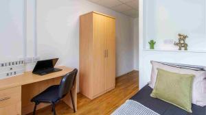 Bronze Plus Ensuite