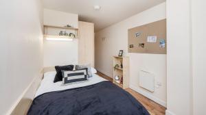 Bronze En-suite