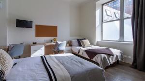 Bronze Twin Studio