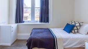 Silver Ensuite Room