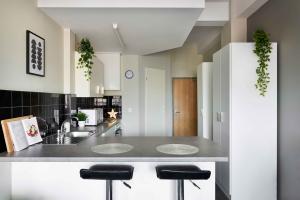 2679_central-point-premium-studio-0418