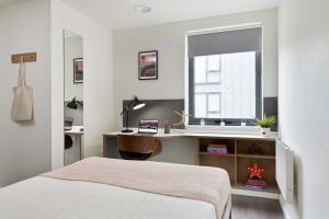 2607_SHARMAN COURT 1 Bed App 0219