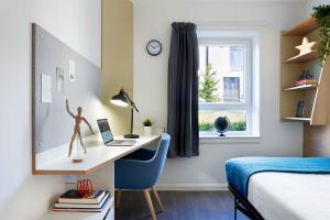 2611_0210_HAMPTON_SQ_Standard-Ensuite